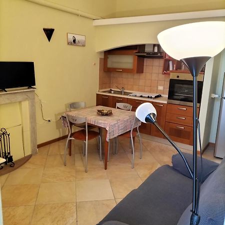 サッサリCasa Di Carlo E Chiaraアパートメント エクステリア 写真
